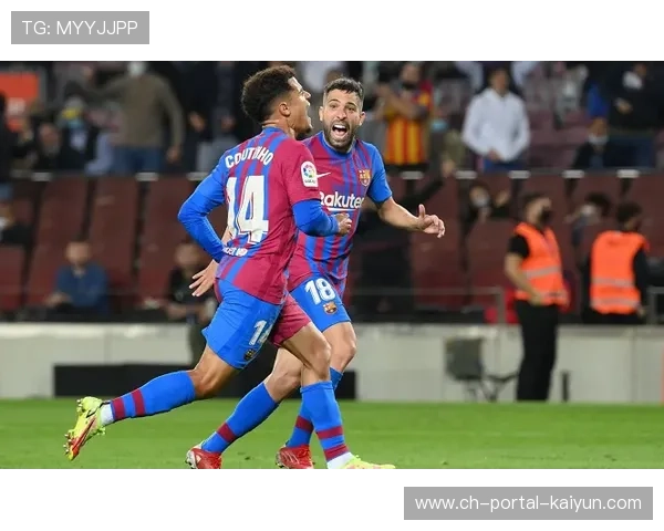 海港主场压倒性胜利!球场创历史最高上座率