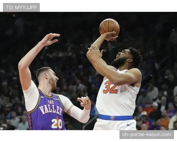 太阳尼克斯对决,布克与布伦森后场对决 太阳尼克斯对决,布克与布伦森后场对决